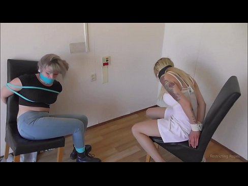 ❤️ Addicted / ceangailte agus gobáilte / cailin i bponc ❤️❌ Gnéas ardchaighdeáin ag ga.naughtyhentai.ru ❤